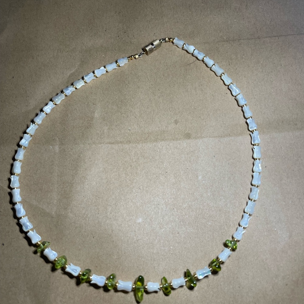 Delicate White Mother Of Pearl Carved Tulips and Peridot Bead Necklace